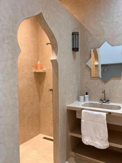 Casa Sira-Charming Home In The Heart Of The Kasbah 탕헤르 외부 사진
